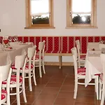 Riglarhaus Hotel 3*