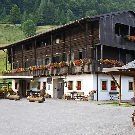 Riglarhaus Hotel 3*